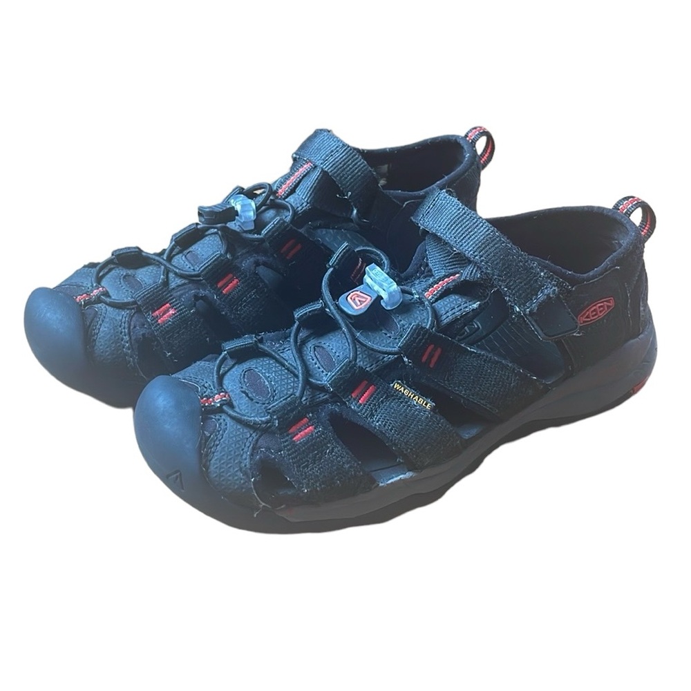Keen Newport boys black waterproof sandals hiking water outdoor beach summer